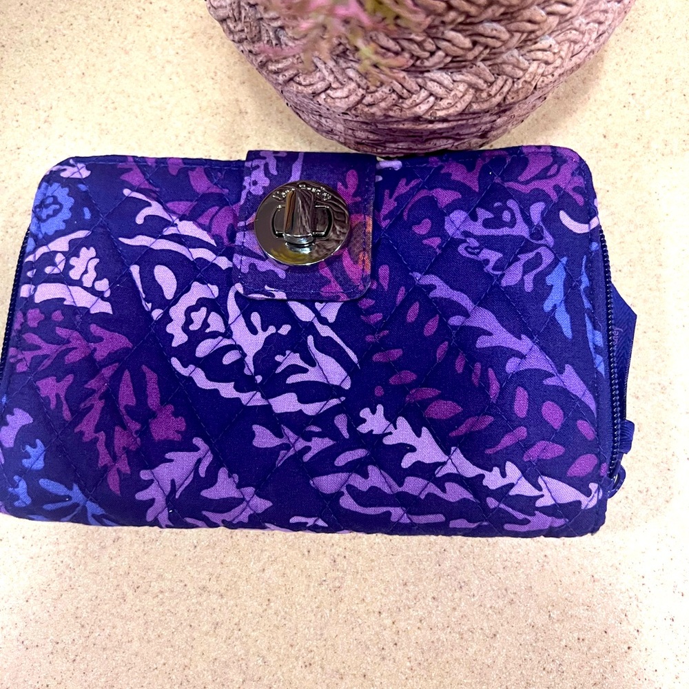 Vera Bradley RFID Turnlock Wallet Paisley Amethyst
